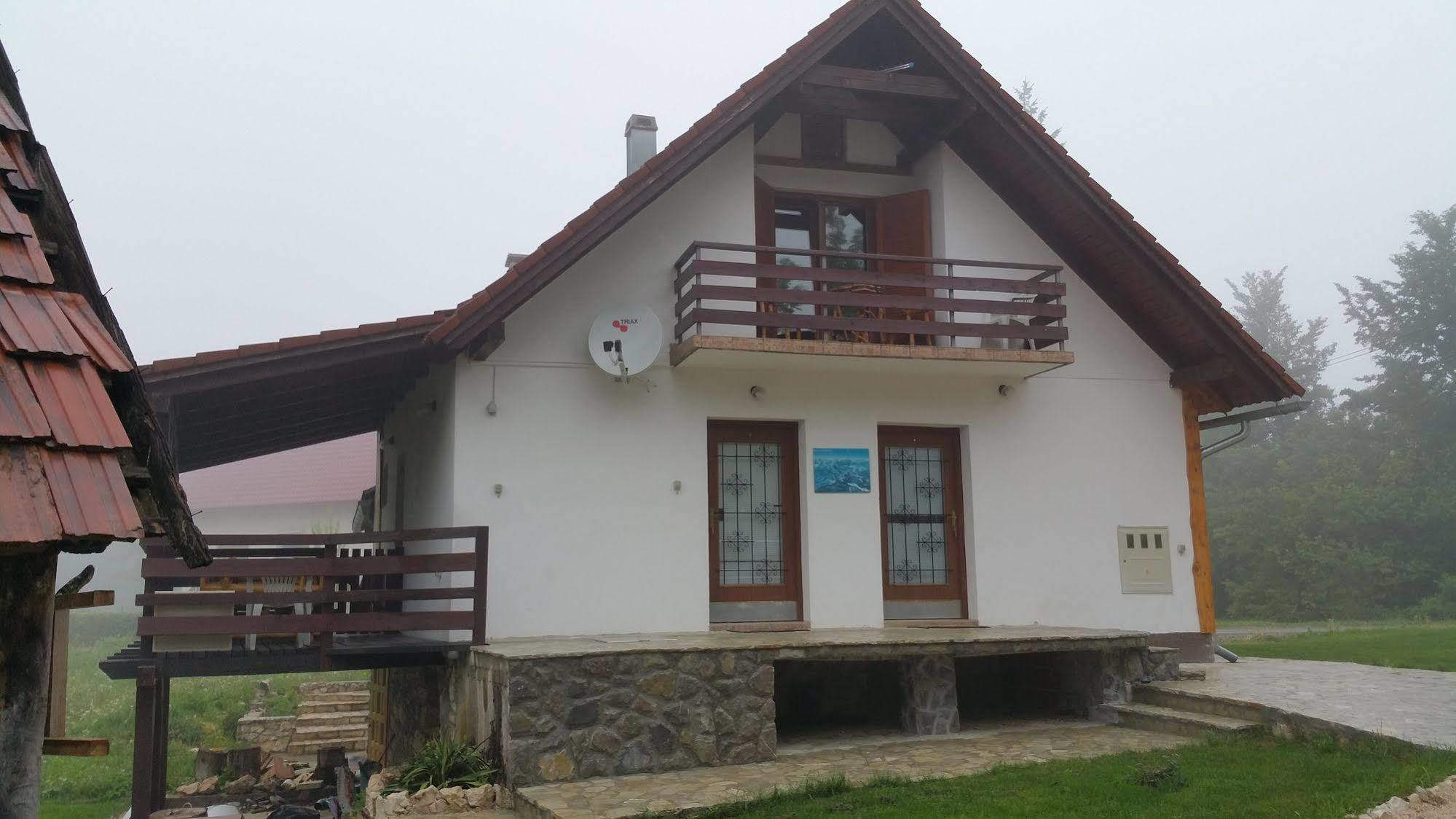 Guest House Plitvice Waterfall Plitvička Jezera Eksteriør billede